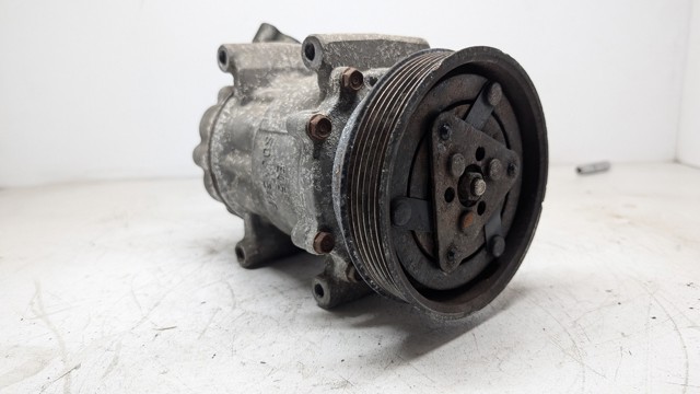 Компресор кондиціонера A4158300100 MERCEDES