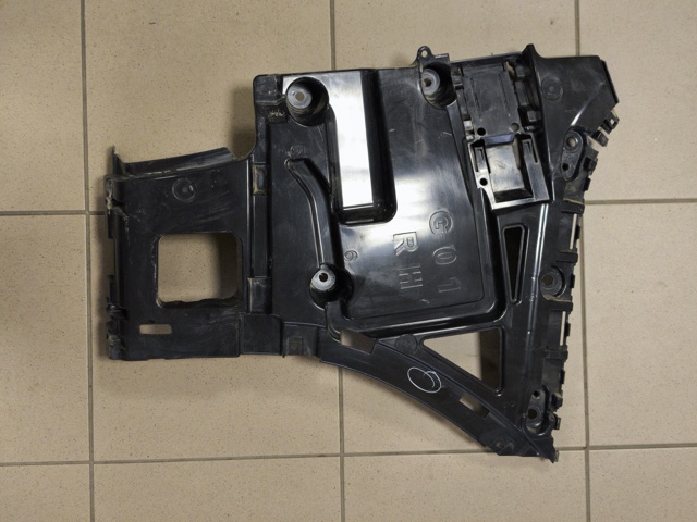 Напрямна заднього бампера, права 51127400668 BMW