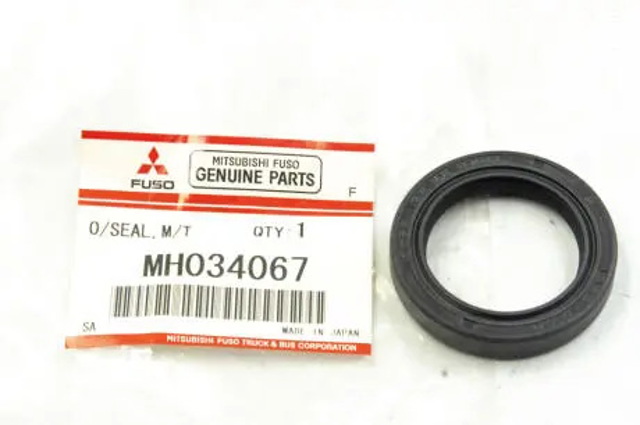 Сальник АКПП/КПП, вхідного/первинного вала MH034067 MITSUBISHI