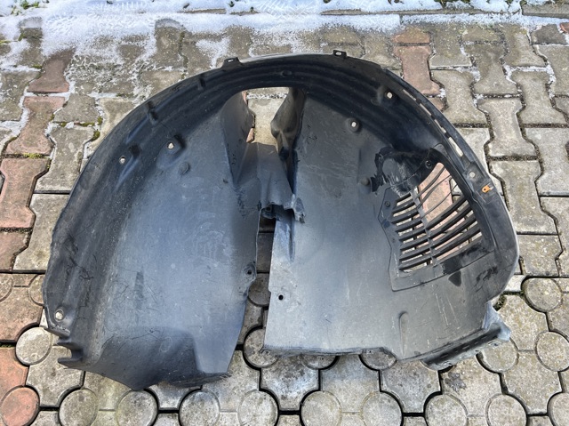 Підкрилок передній правий 9825281680 PEUGEOT
