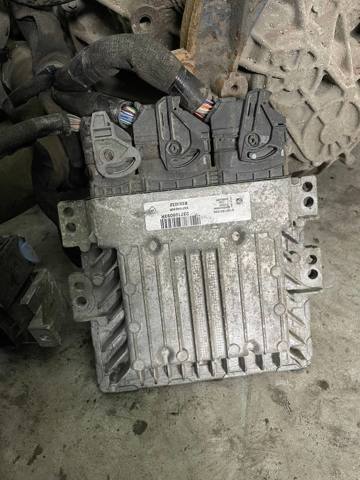 Модуль управління двигуном 237105093R RENAULT