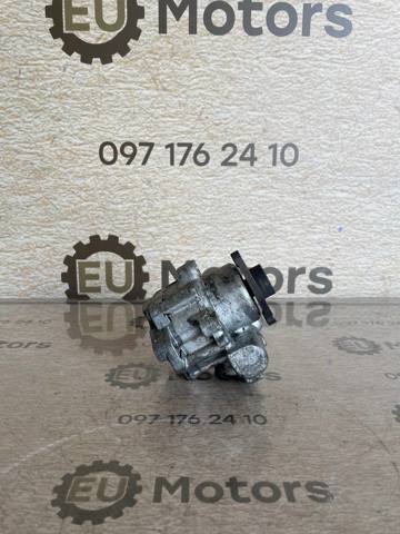 Насос рульового механізму 8200193992 RENAULT