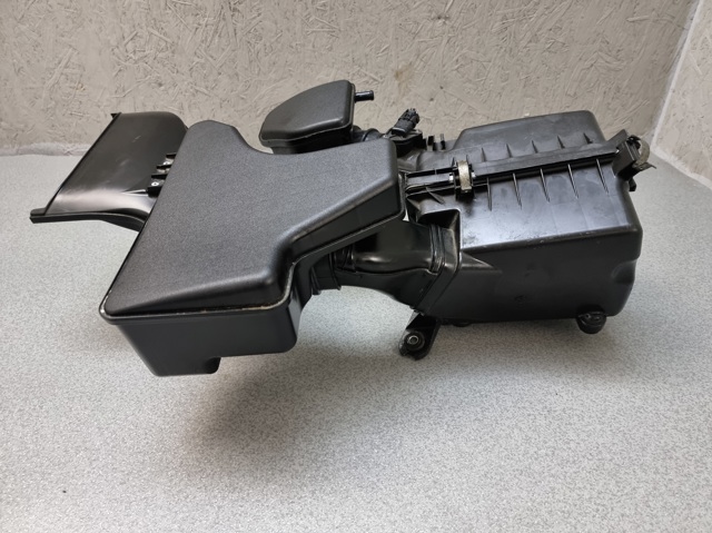 Корпус повітряного фільтра, нижня частина 1500A376 MITSUBISHI