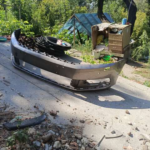 Бампер передній в зборі 3AA807221 VAG