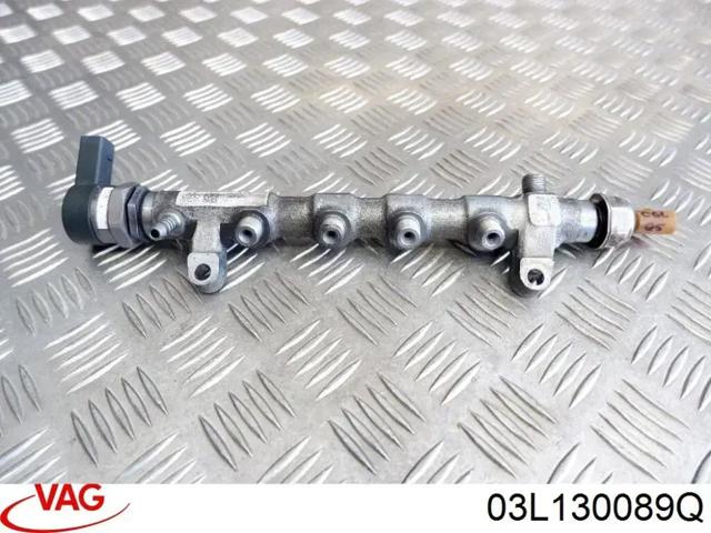 Розподільник палива 03L130089Q VAG