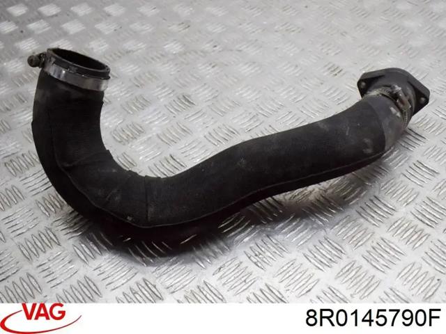 Шланг/патрубок интеркуллера 8R0145790F VAG