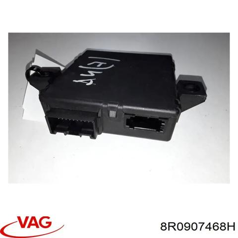 Модуль "Діагностичний інтерфейс" 8R0907468H VAG