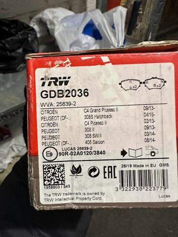 Задні гальмівні колодки GDB2036 TRW