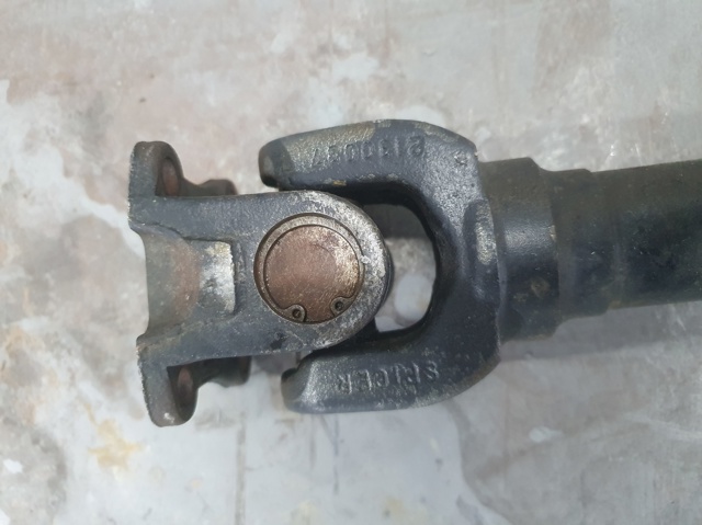 Кардан передній 37200EB300 NISSAN