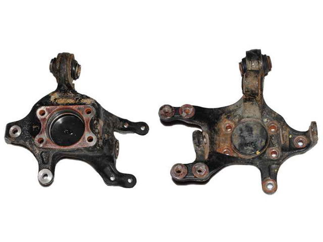 Цапфа поворотного кулака 527103R020 HYUNDAI