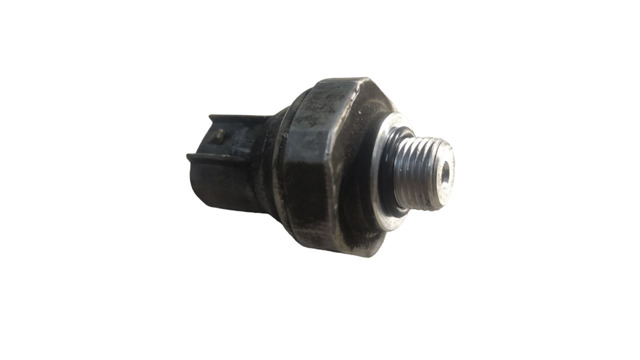 Клапан тиску кондиціонера MR117068 MITSUBISHI