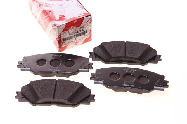 Передні гальмівні колодки 0446542190 TOYOTA