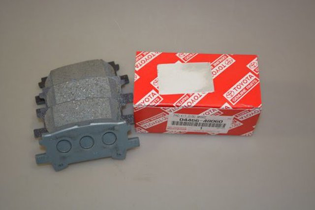 Задні гальмівні колодки 0446648060 TOYOTA