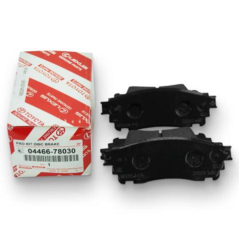 Колодки гальмові задні, дискові 0446678030 TOYOTA