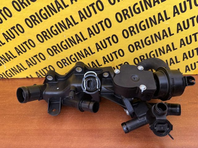 Корпус термостата в зборі 110603082R RENAULT