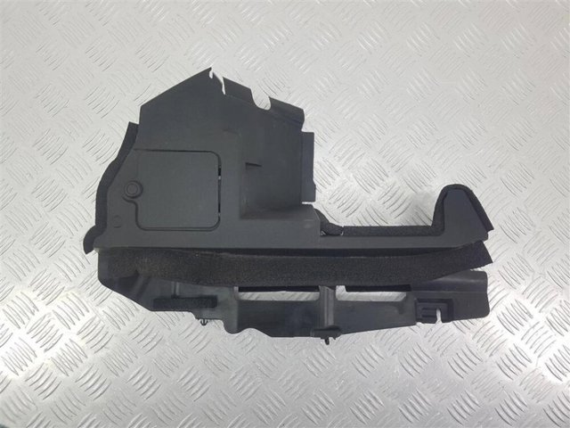 Повітропровід / дефлектор радіатора, лівий 1669536150 TOYOTA
