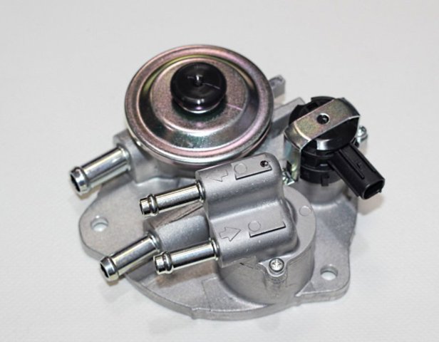 Кришка корпусу паливного фільтра 2338051042 TOYOTA