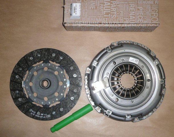 Комплект зчеплення  302055381R RENAULT