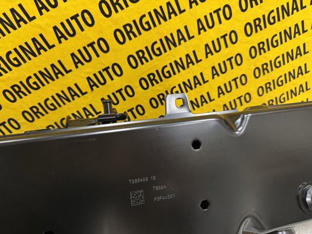 Чверть передня ліва 41007481009 BMW
