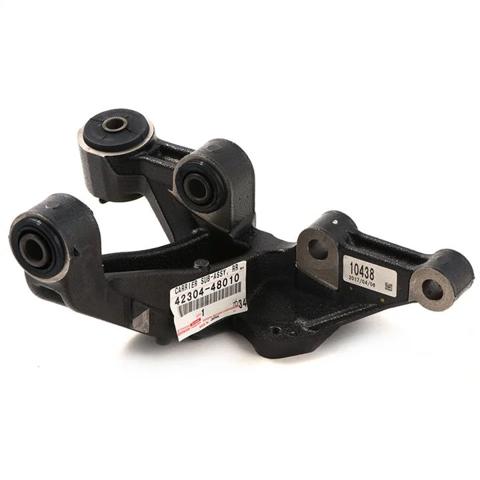 Кулак поворотний правий 4230448010 TOYOTA