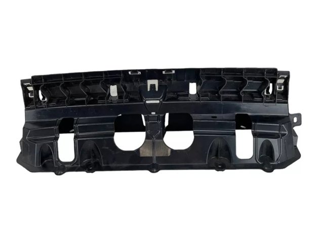 Кронштейн бампера заднього, центральний 51127420650 BMW