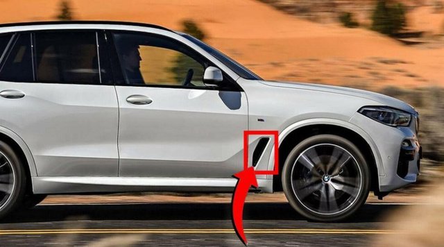 Молдинг переднього правого крила 51137418178 BMW