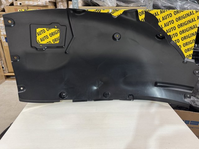 Підкрилок переднього крила, правий передній 51717932066 BMW