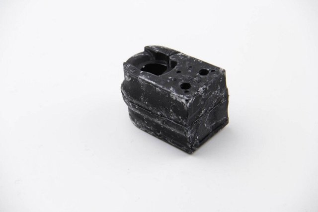 Подушка стабілізатора передня 546120007R RENAULT