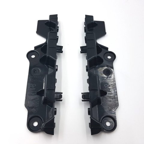 Комплект кронштейнів/кріплень переднього бампера 620500787R RENAULT