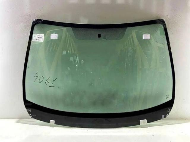 Скло лобове 727123184R RENAULT