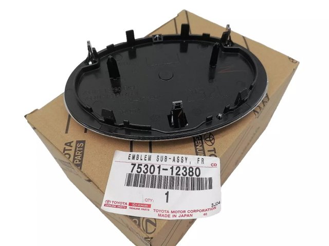 Емблема решітки радіатора 7530112380 TOYOTA