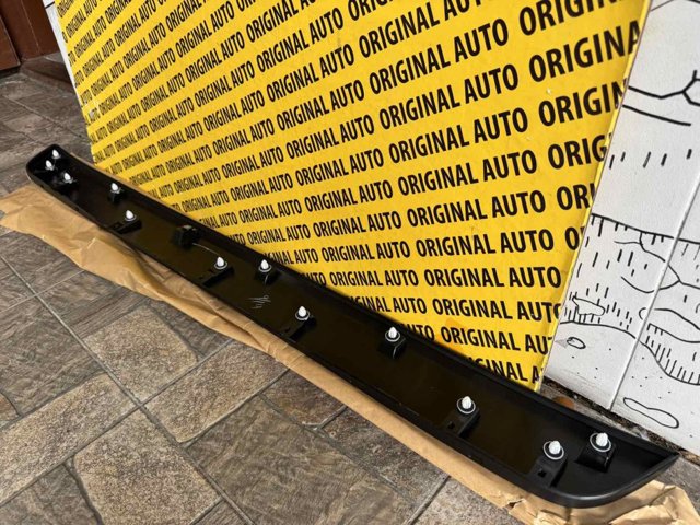 Накладка ляди 7680242140 TOYOTA
