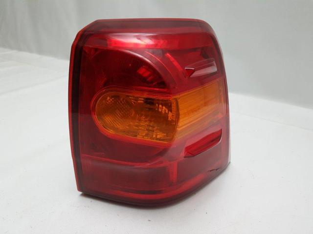 Задній правий зовнішній ліхтар 8155160A80 TOYOTA