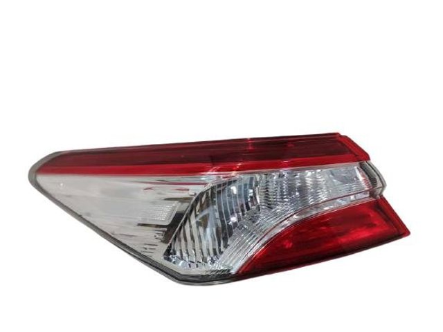 Задній лівий зовнішній ліхтар 8156033690 TOYOTA