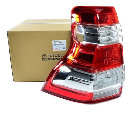 Задня ліва фара 8156160B32 TOYOTA