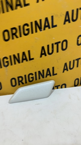 Накладка форсунки омивача фари передньої 8535442010A1 TOYOTA