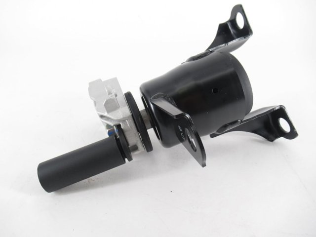 Права подушка мотора D65239060H MAZDA