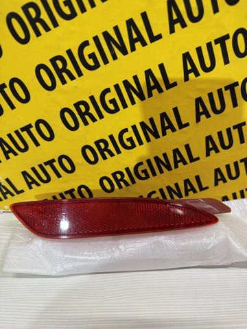Правий катафот заднього бампера GRF5515L0A MAZDA