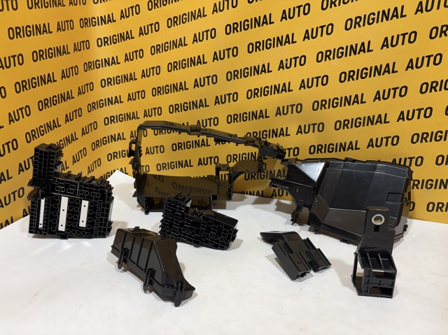 Корпус запобіжників KD4566760A MAZDA