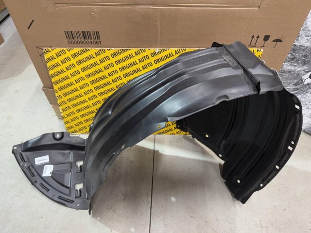 Підкрилок передній лівий TK4856140B MAZDA
