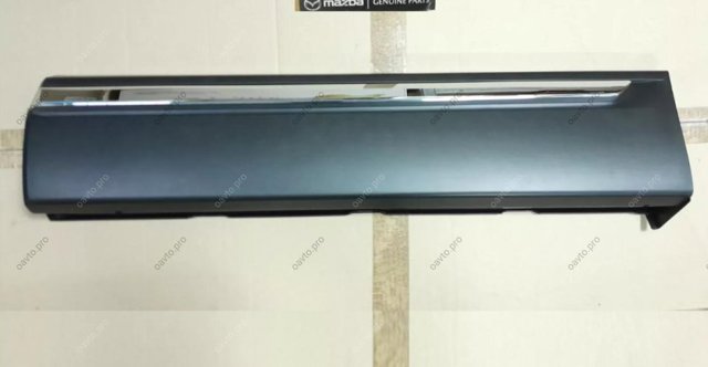 Накладка задніх лівих дверей, нижня TK4951RD0B MAZDA