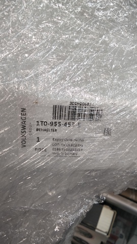 Бачок склоомивача 1T0955453E VAG