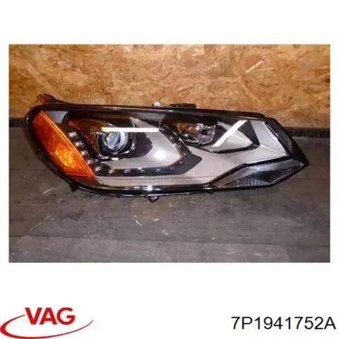 Фара правая 7P1941752A VAG