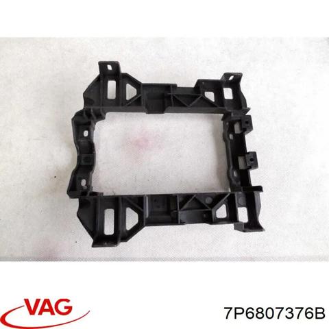 Кронштейн бампера заднього, правий 7P6807376B VAG