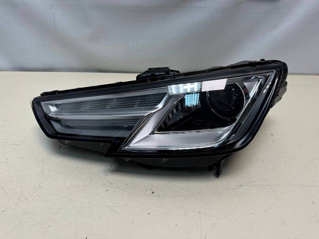 Фари 8W0941005 VAG