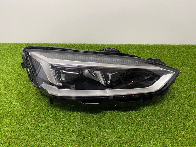 Права блок фара 8W6941774D VAG