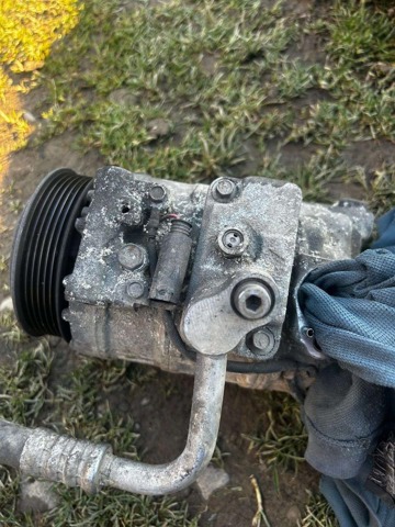 Компресор кліматичної установки 0012301411 MERCEDES