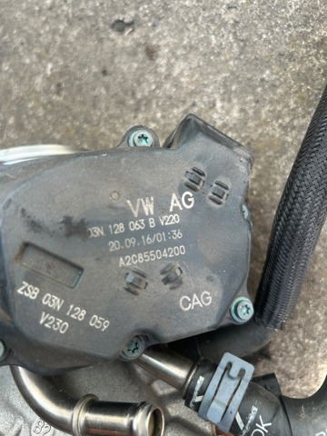 Дросільна заслінка в зборі 03N128063B VAG