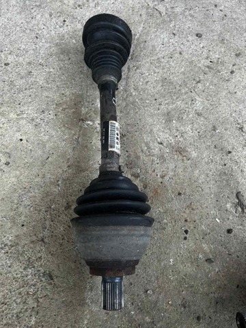 Привід лівий 3Q0407271AC VAG