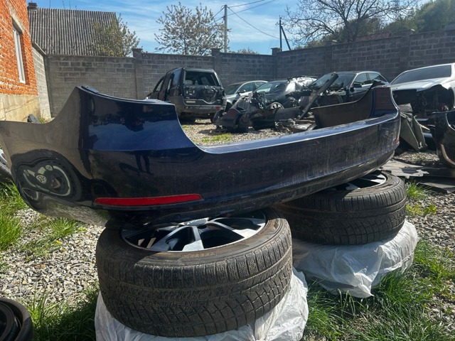 Буфер (бампер) задній 3T9807421 VAG